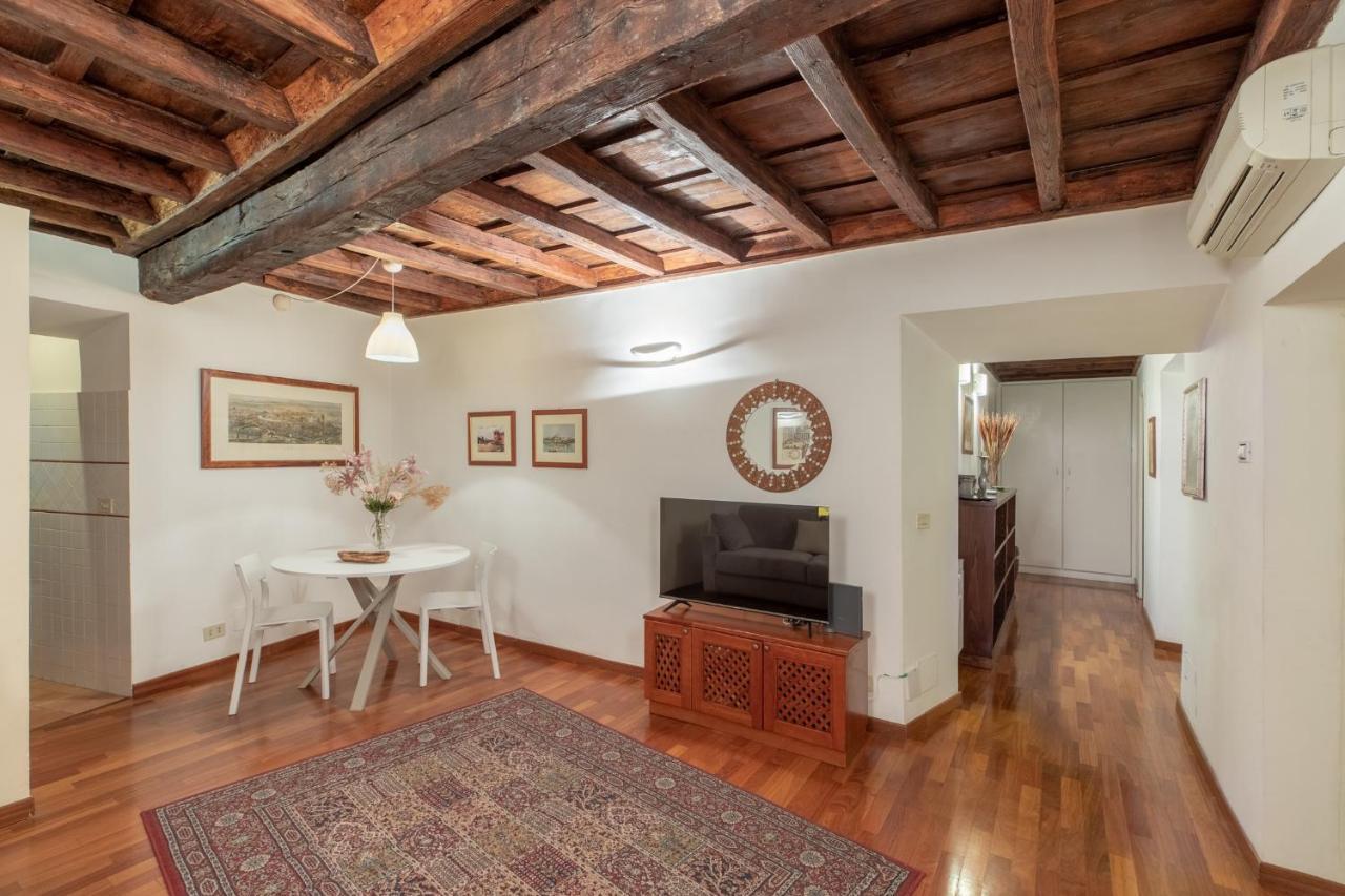 Iflat Comfy Apartament In Campo De' Fiori Rom Eksteriør billede